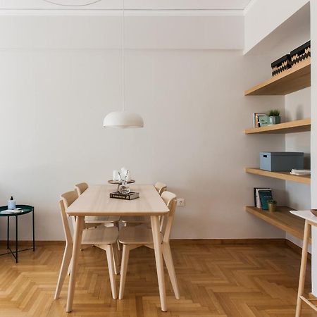 אתונה Absolute 2Br Apartment Near Emst Museum By Upstreet מראה חיצוני תמונה
