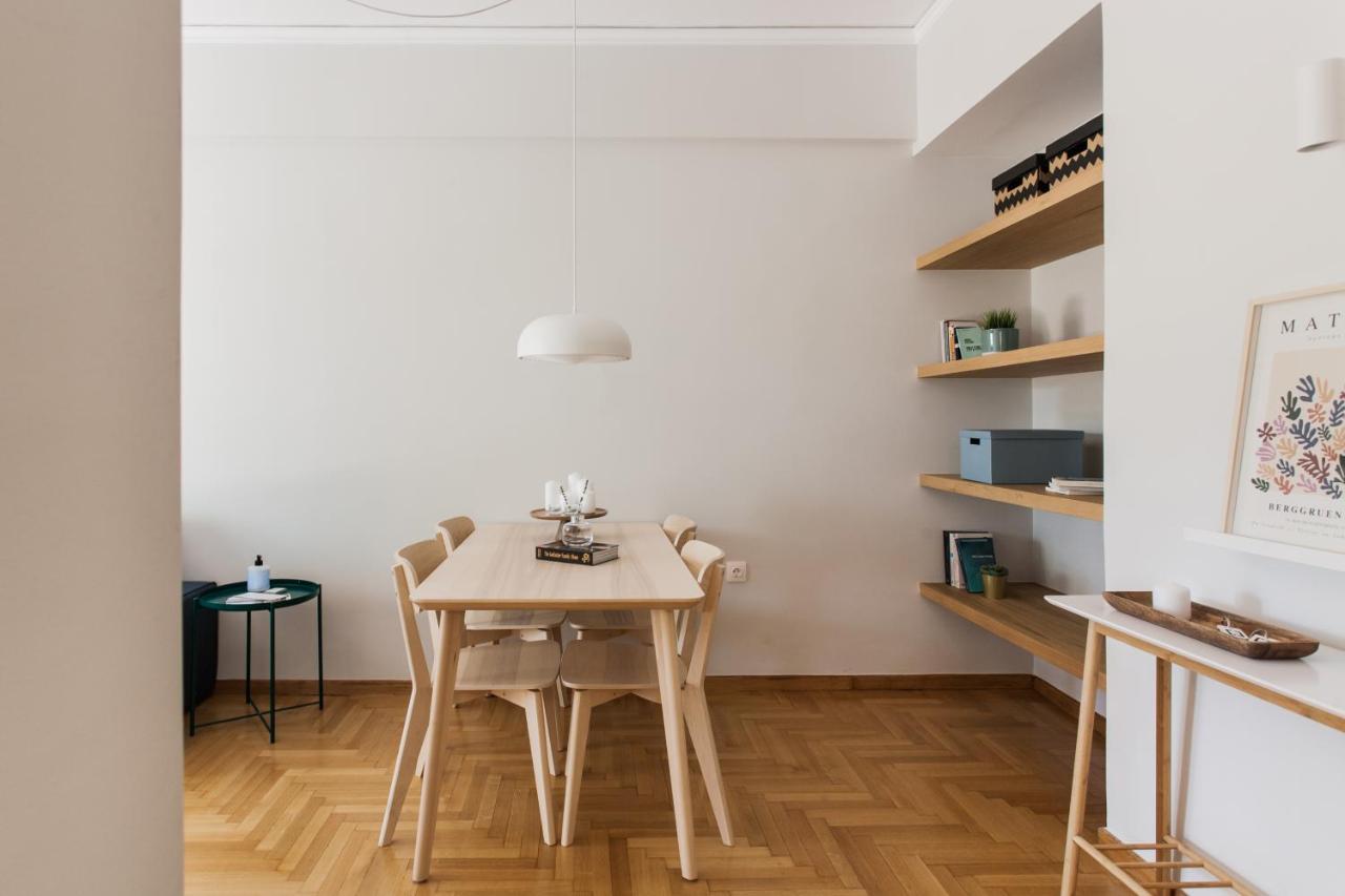 אתונה Absolute 2Br Apartment Near Emst Museum By Upstreet מראה חיצוני תמונה